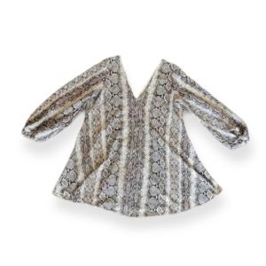 Asos top tunic animal print plus size 2X v neck